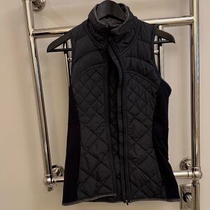 Women's Lululemon Black Quilted Vest